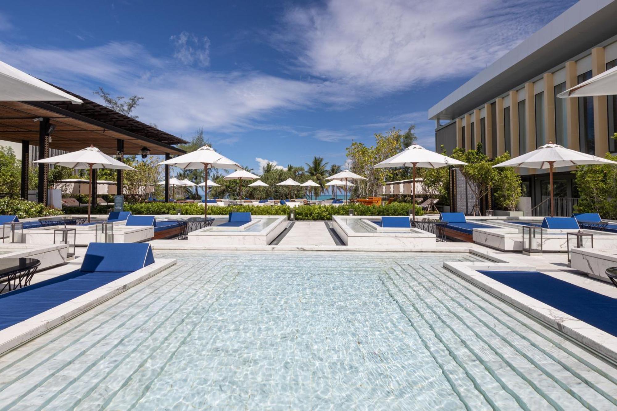 Four Points By Sheraton Phuket Patong Beach Resort Kültér fotó