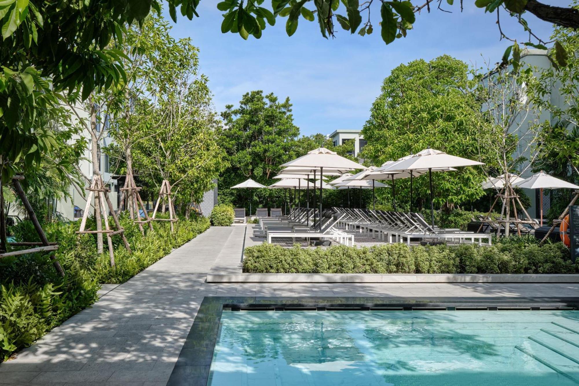 Four Points By Sheraton Phuket Patong Beach Resort Kültér fotó