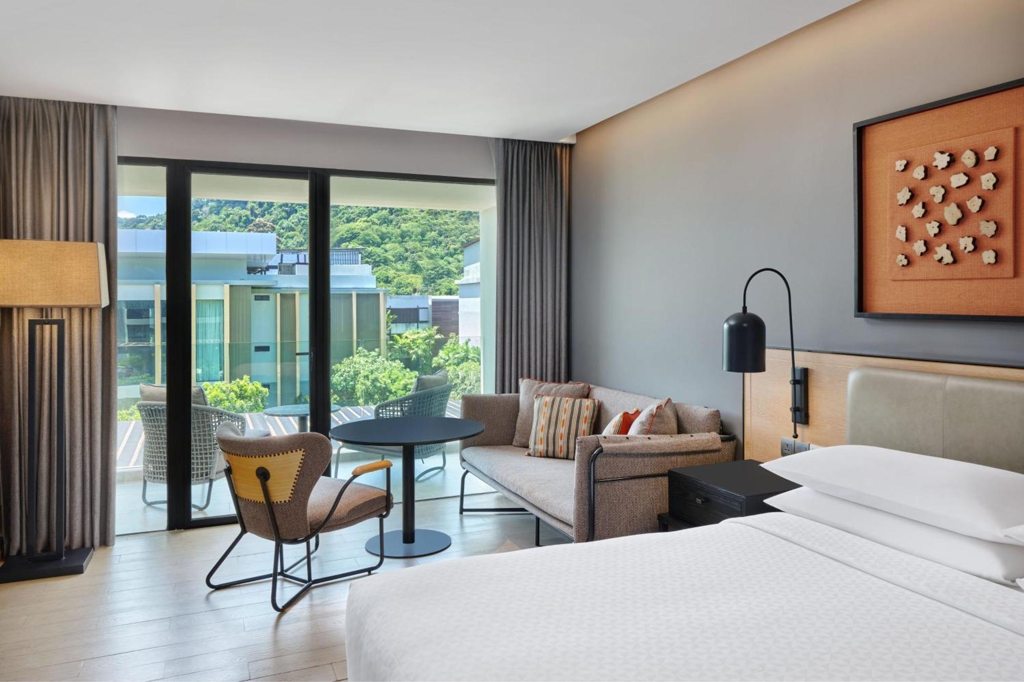 Four Points By Sheraton Phuket Patong Beach Resort Kültér fotó
