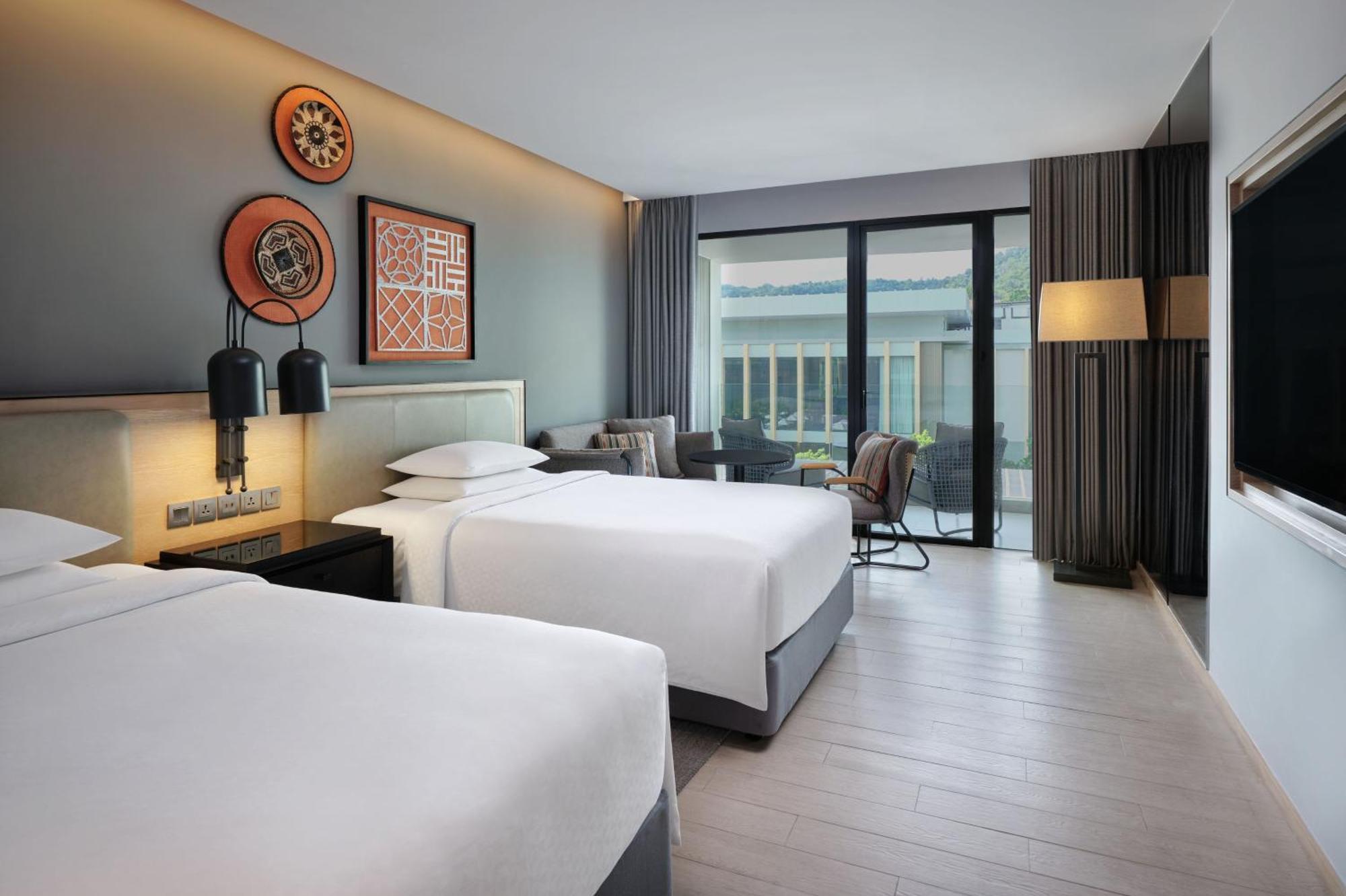 Four Points By Sheraton Phuket Patong Beach Resort Kültér fotó