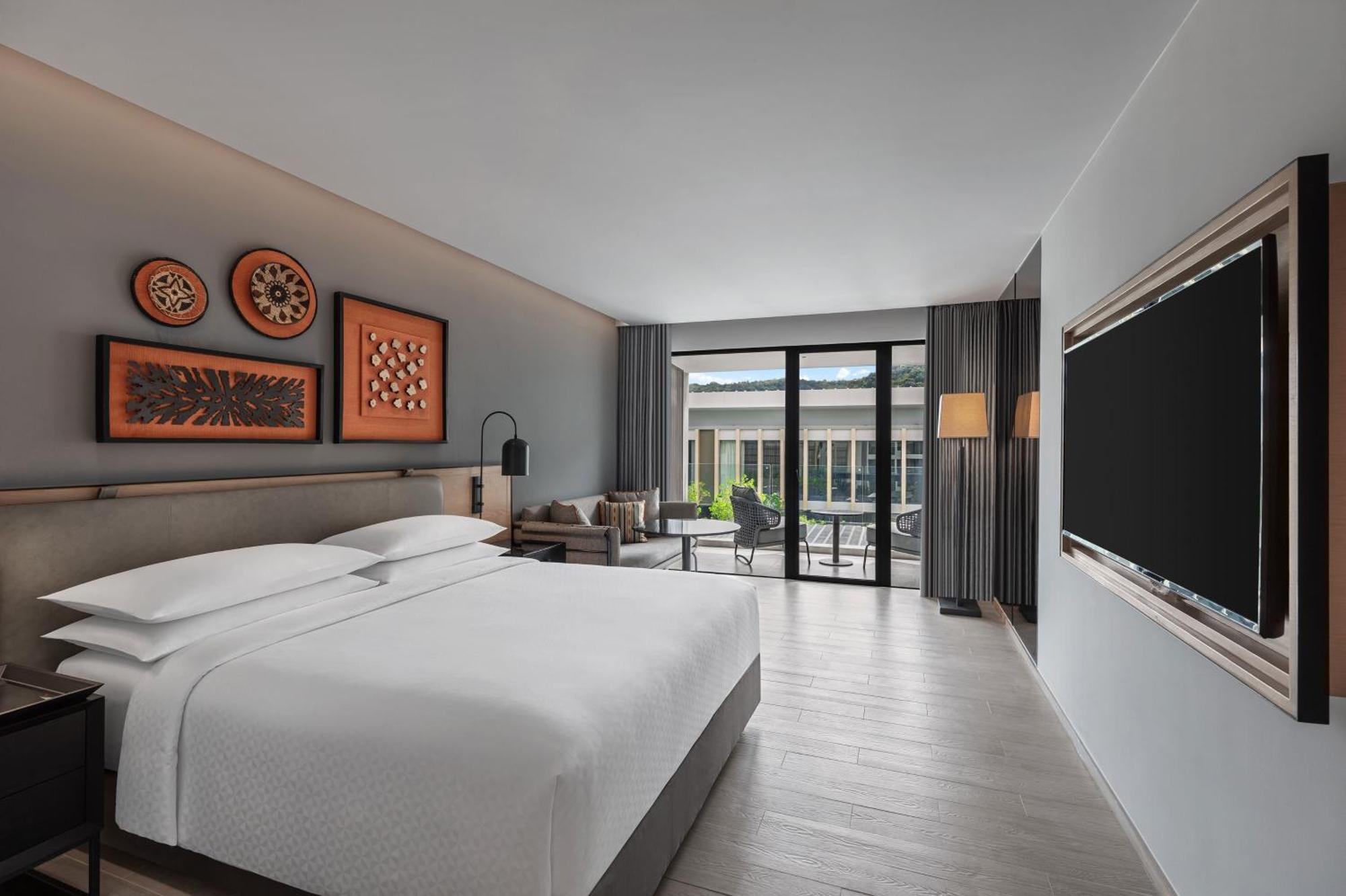 Four Points By Sheraton Phuket Patong Beach Resort Kültér fotó