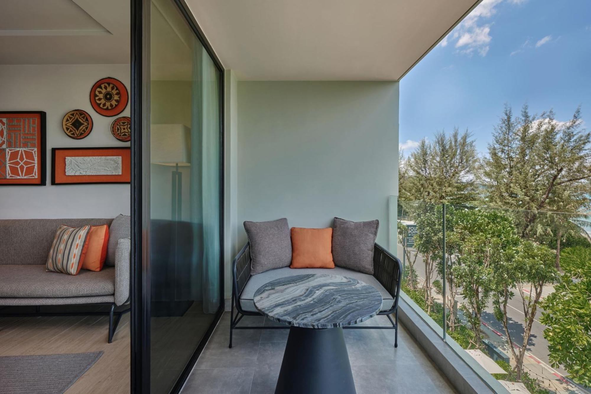 Four Points By Sheraton Phuket Patong Beach Resort Kültér fotó